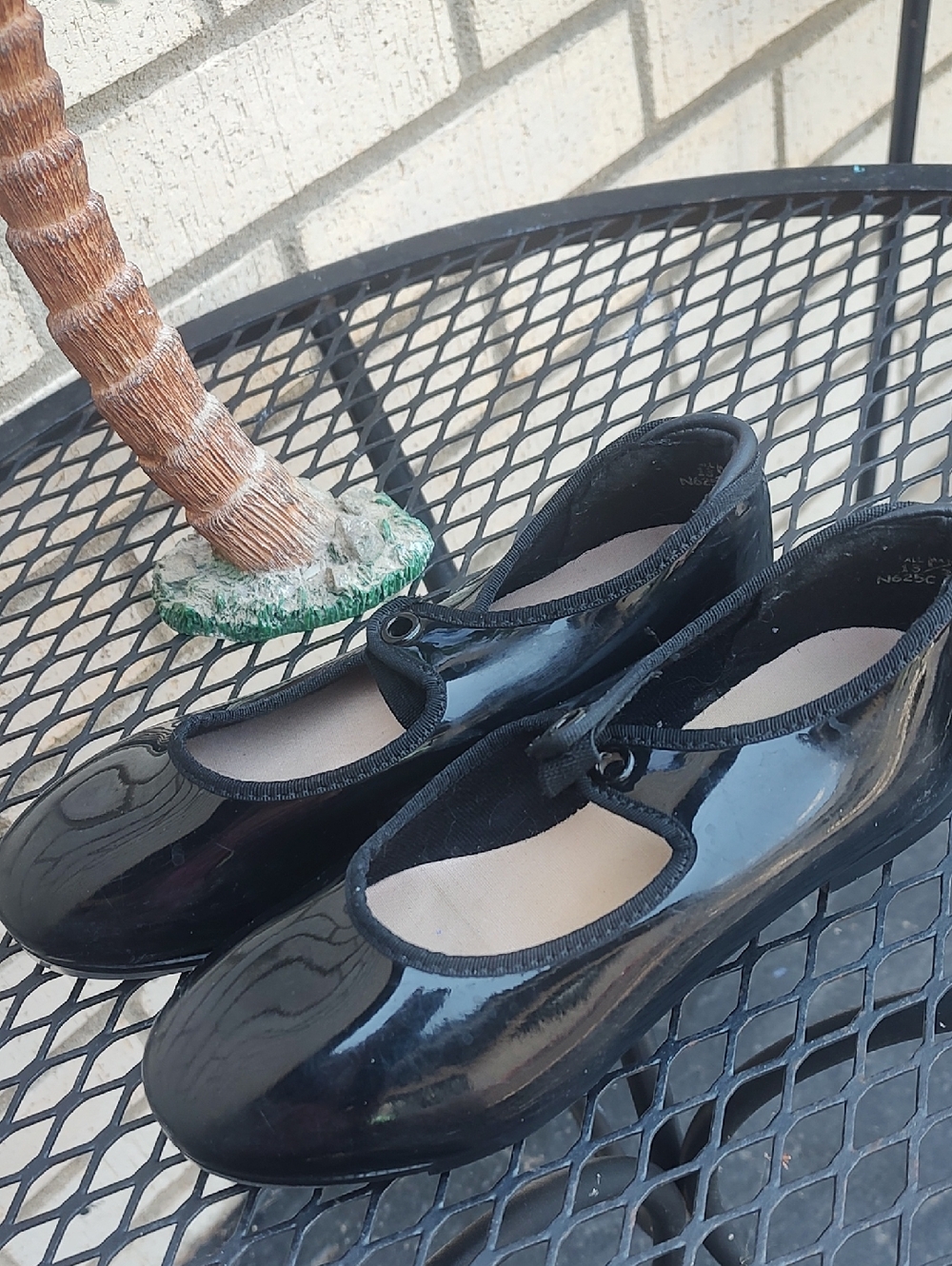 Tap Shoes - Black - Picture 2 of 11